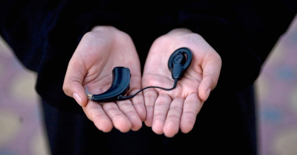 Neubio ear implants
