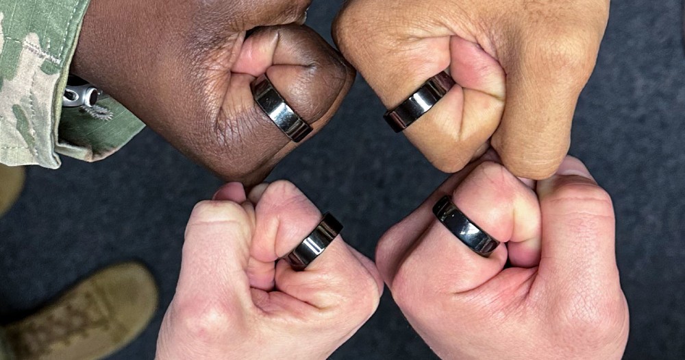 Pentagon buys Oura smart rings