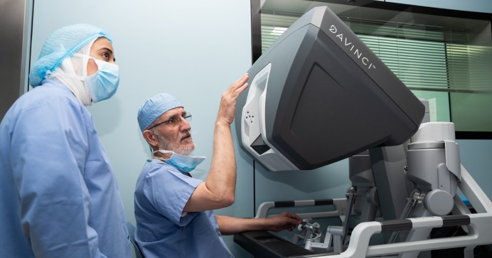 HMC Heart Hospital performs advanced robotic-assisted coronary artery bypass graft surgeries