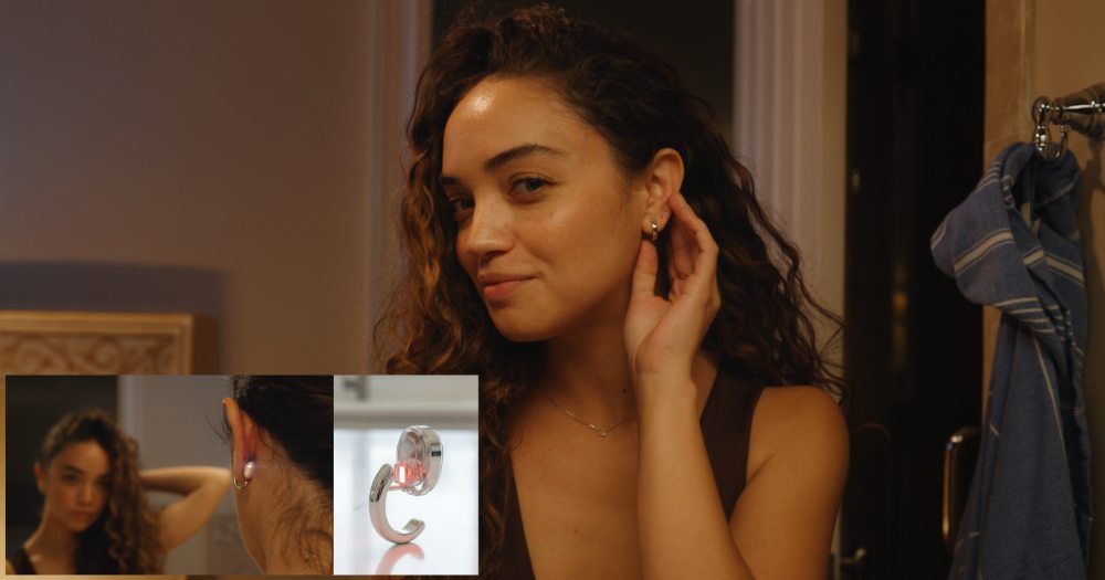 Lumia 2 smart earings