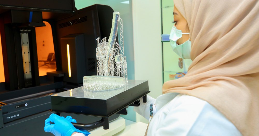 Saudi hospital cuts surgery time 30% with in-house 3D printing program